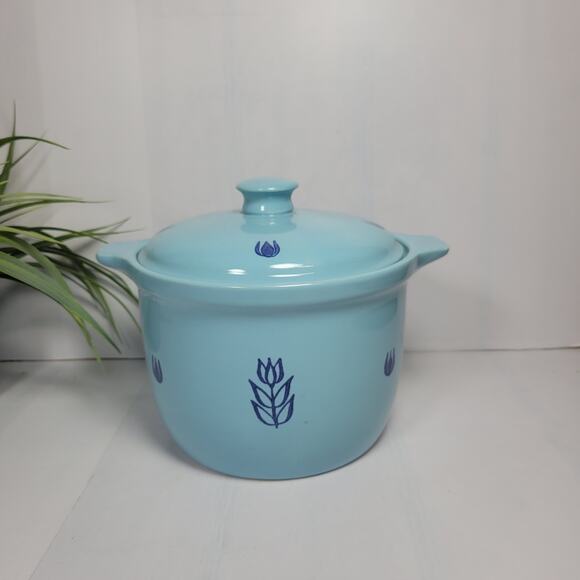 Vintage Cameron/Cronin Pottery Dutch Blue Tulip Bean Pot Casserole - Picture 1 of 6